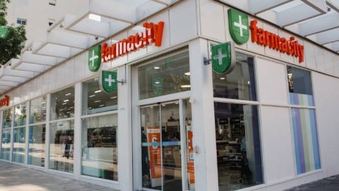 Farmacity cumple 25 años y decide focalizar su actividad en una agenda de impacto social, ambiental y económico
