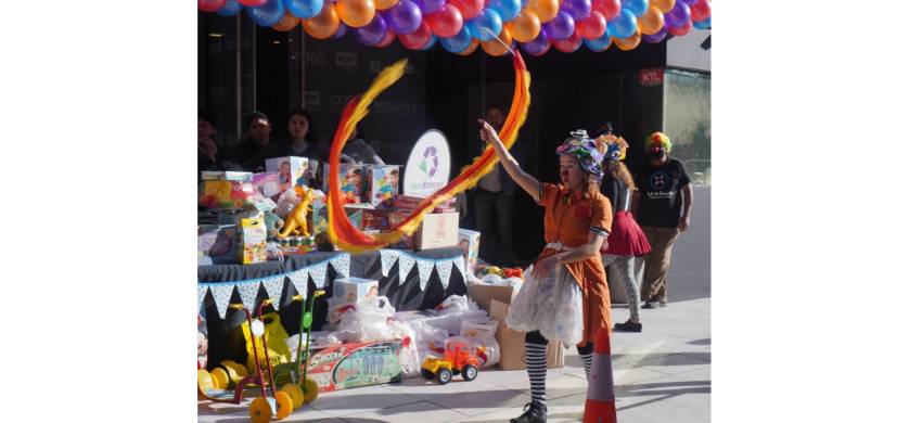 Indalo Media realizó una colecta de juguetes por el Día de las Infancias