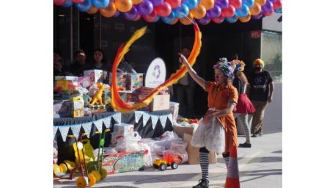 Indalo Media realizó una colecta de juguetes por el Día de las Infancias