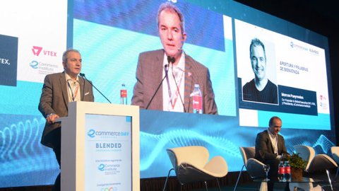 Se realizó el eCommerce Day Blended Professional Experience Argentina