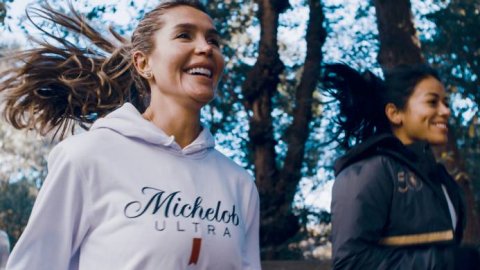 Acción de Michelob ULTRA que invita a participar de la maratón de Nueva York