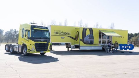 YPF y Volvo Trucks se unen para capacitar choferes de camiones con el objetivo de "cero accidentes"