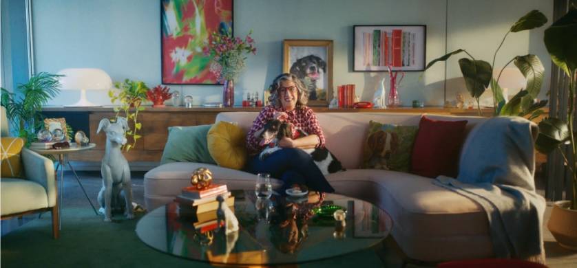 “La tía te explica”, la nueva campaña de Holanda para Superfondos de Santander