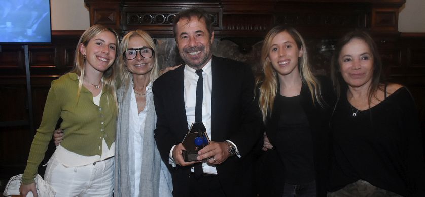 Ricky Sarkany fue galardonado por la Asociación de dirigentes de empresa