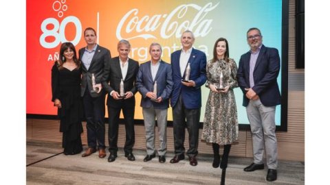 Coca-Cola celebra sus 80 años en Argentina