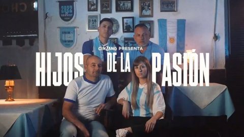 "Hijos de la Pasión", la nueva campaña de Cinzano desarrollada por Mutato