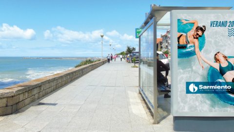 Verano 2023: Publicidad Sarmiento aumenta su presencia en sitios clave