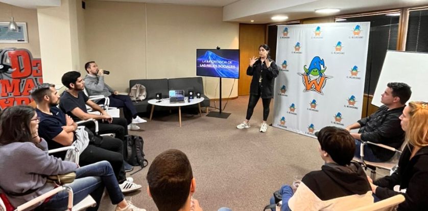 Los medios de Wizard Mind se capacitaron en redes sociales