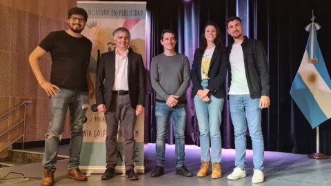 Estudiantes de publicidad de UADE en concurso junto a BBDO e YPF