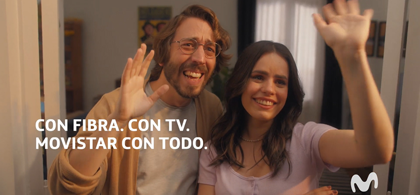 Martín Piroyansky y Sofi Morandi protagonizan la nueva campaña de Movistar TV