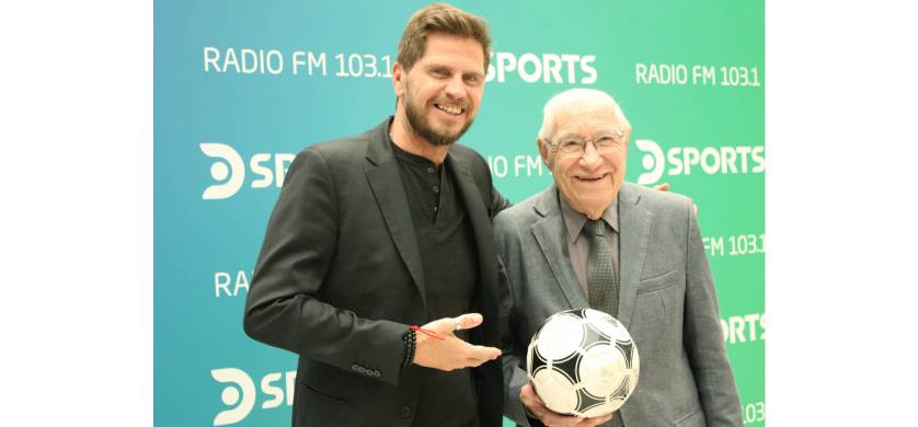 Sebastián “Pollo” Vignolo viaja a Catar para relatar los partidos de Argentina por DSports