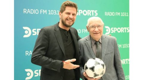 Sebastián “Pollo” Vignolo viaja a Catar para relatar los partidos de Argentina por DSports