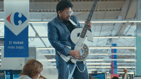 "El ticket más bajo", nueva campaña de La América para Carrefour