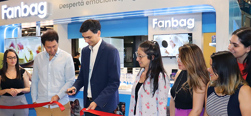Fanbag inauguró su primer Punto de Venta físico en el Abasto Shopping