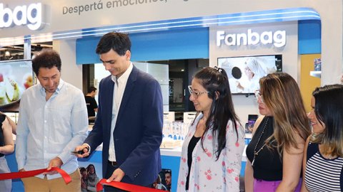 Fanbag inauguró su primer Punto de Venta físico en el Abasto Shopping
