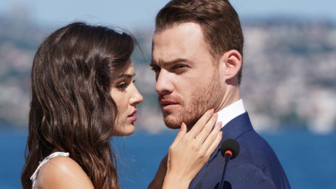 “Eda y Serkan: ¿será que es amor?”, llega a Telefe