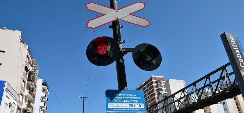 “Cruzá Seguro”, la campaña de Transporte y Ferrocarriles Argentinos para prevenir accidentes en Pasos a Nivel