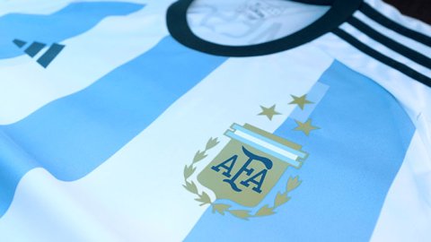 "La tercera estrella", la acción que le permite a la gente actualizar la camiseta YPF Messi Adidas