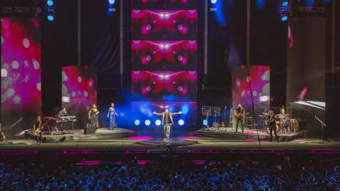 Telefe “Noche única en Navidad” con Abel Pintos