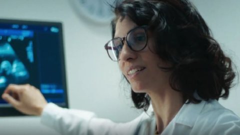 “Tiempo”, la nueva campaña de Omint sobre sus 55 años