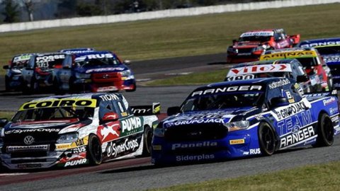 El Turismo Carretera Mouras inicia su temporada en Concepción del Uruguay por la TVP