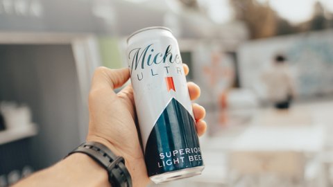 La cerveza baja en calorías Michelob ULTRA será sponsor oficial del ATP de Córdoba