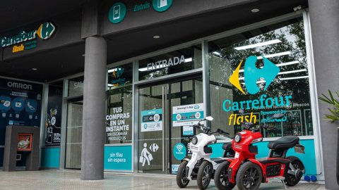 Nace Carrefour Flash, la nueva tienda inteligente de la cadena de supermercados