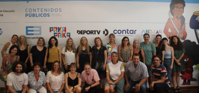Pakapaka y la Defensoría del Público propulsan un decálogo de buenas prácticas en las plataformas digitales
