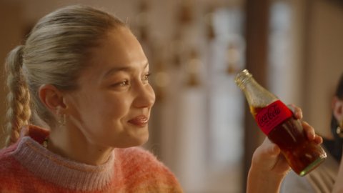 Coca-Cola lanza su nueva campaña global: “Una receta mágica”