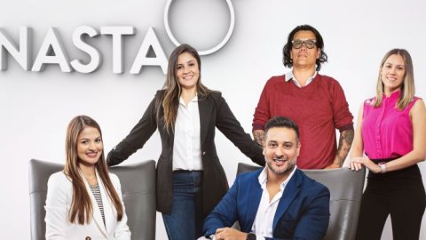 Paraguay: Nasta celebra 55 años creando sin límites
