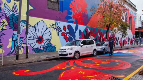 Crean una nueva ruta de murales en Buenos Aires de piso a cielo