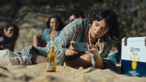 “Guardacostas”, la campaña en la que The Juju y Corona ponen la ciencia y tecnología al servicio del medio ambiente