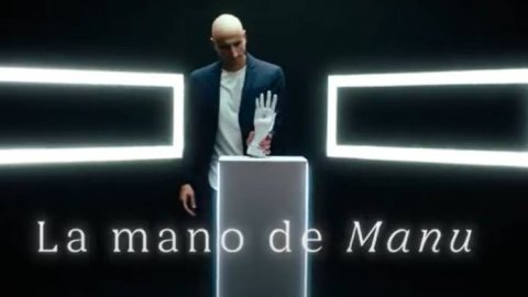 Ualá y Manu Ginóbili dan un mano enorme, con su nueva campaña “La Mano de Manu”