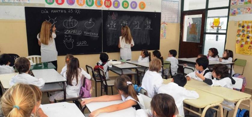 Unicenter lanza junto a Junior Achievement un programa con foco en la continuidad escolar