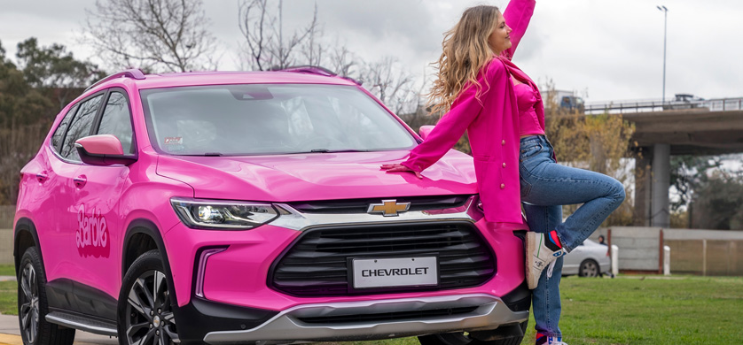 El SUV de fabricación nacional más vendido se tiñó de rosado por Barbie