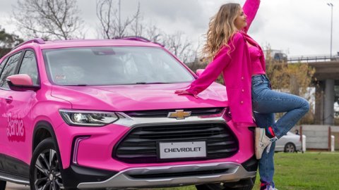 El SUV de fabricación nacional más vendido se tiñó de rosado por Barbie