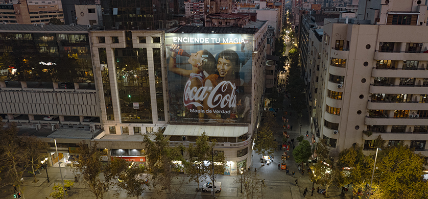 Coca-Cola Chile, un caso de éxito en OOH Y MOOH desarrollado integralmente por Latcom
