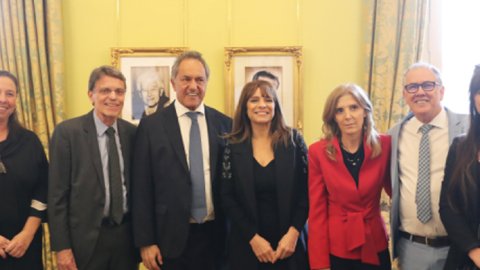 Los medios públicos de Brasil y Argentina firmaron un convenio de cooperación