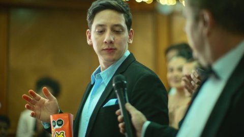 “Dedos llenos de diversión”, salió la segunda parte de la campaña de Don para Cheetos