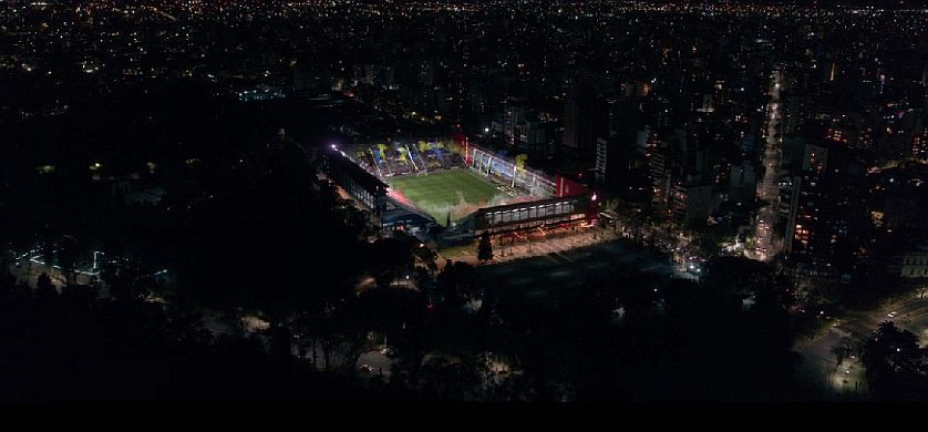 Mamá Húngara y Laugh presentan una épica campaña de Bplay y la LPF