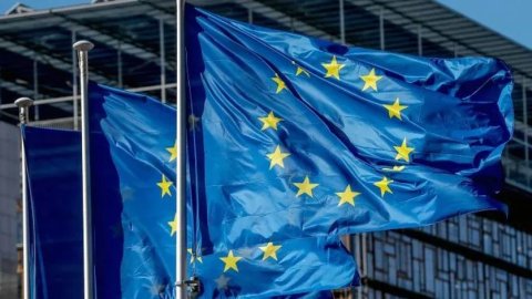 Google, Meta y Amazon en alerta: entró en vigencia la Ley de Servicios Digitales en Europea