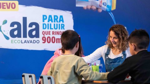 Ala sorprende junto a Flix media con una innovadora activación en los cines