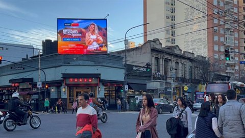Atacama renueva la tecnología de sus pantallas en la Ciudad
