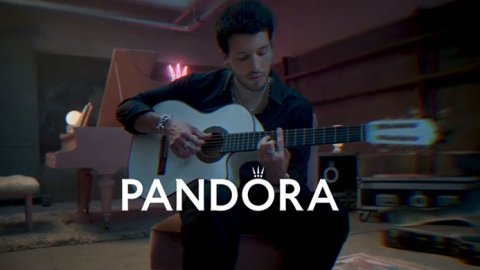 Pandora y Virgen Films presentan “My Story” con Sebastián Yatra y Luisa Zonza