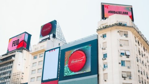 Budweiser se sumó al lanzamiento del lineup de Lollapalooza Argentina 2024
