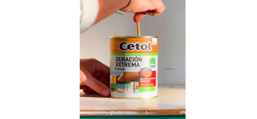 Cetol y @Don.Terrenal comparten un paso a paso para crear un equipamiento resistente al exterior y multiuso
