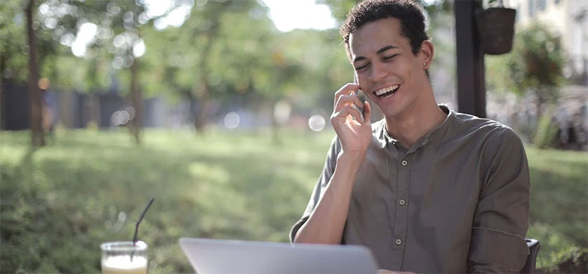 Adecco: A la mayoría de los jóvenes les interesaría trabajar durante el verano
