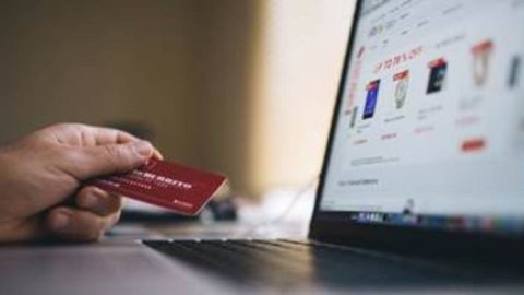 Black Friday y otras promos impulsaron la demanda laboral de noviembre
