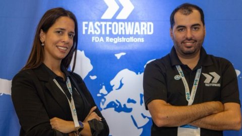Fast Forward: Líder en Regulaciones FDA y Especialistas en Desembarco de Marcas en EEUU