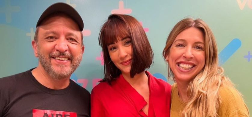 La cantante española Aitana visitó Vale 97.5